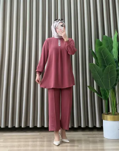 BURCU PANTOLUNLU TAKIM 