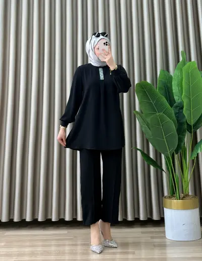 BURCU PANTOLUNLU TAKIM 