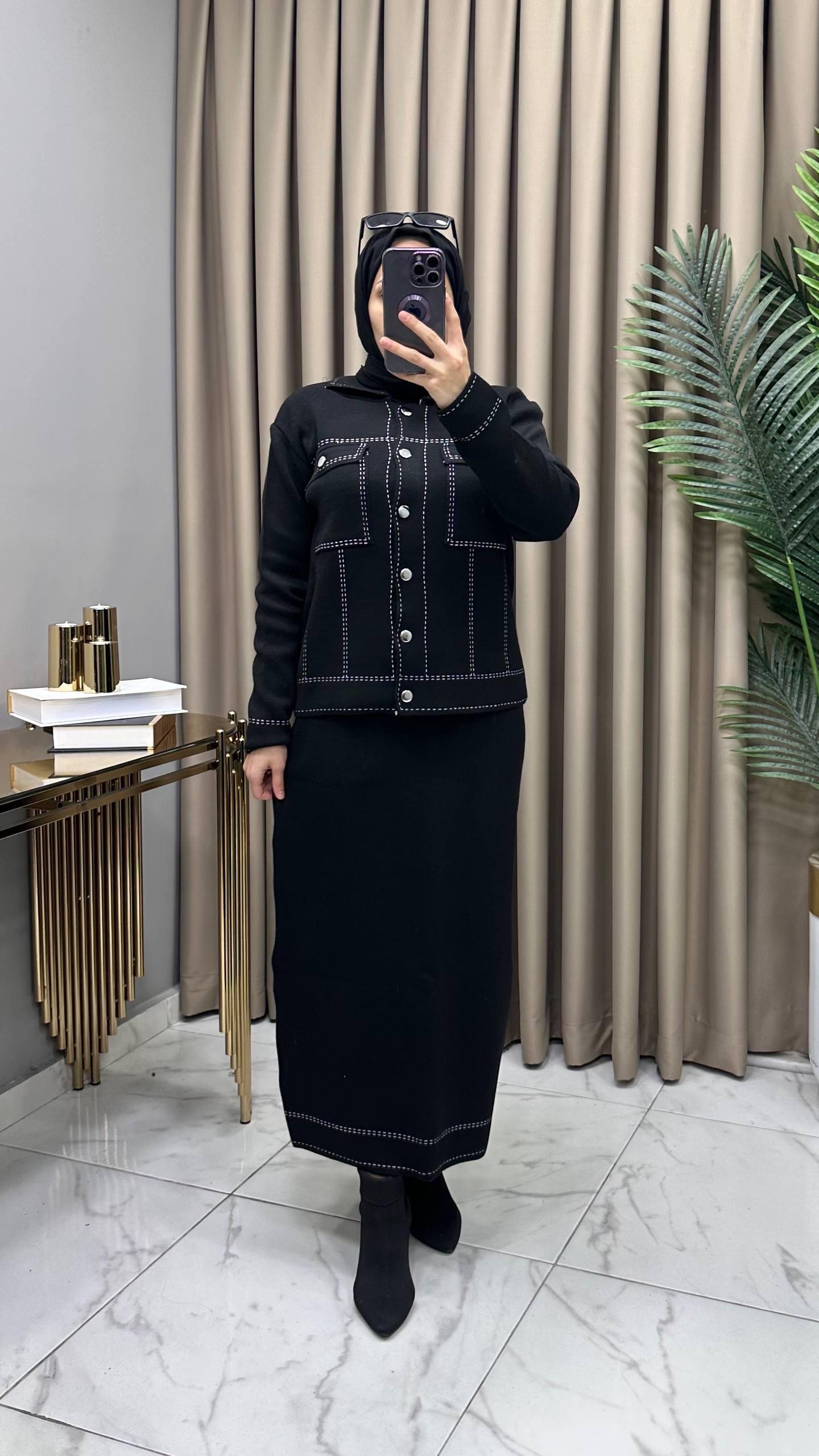 melis ceketli takım