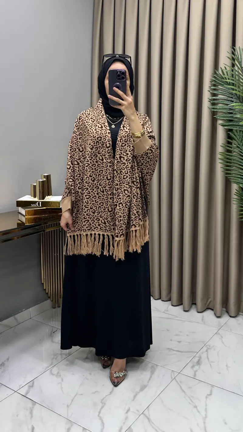 LEOPAR KOLLU ŞAL PANÇO 